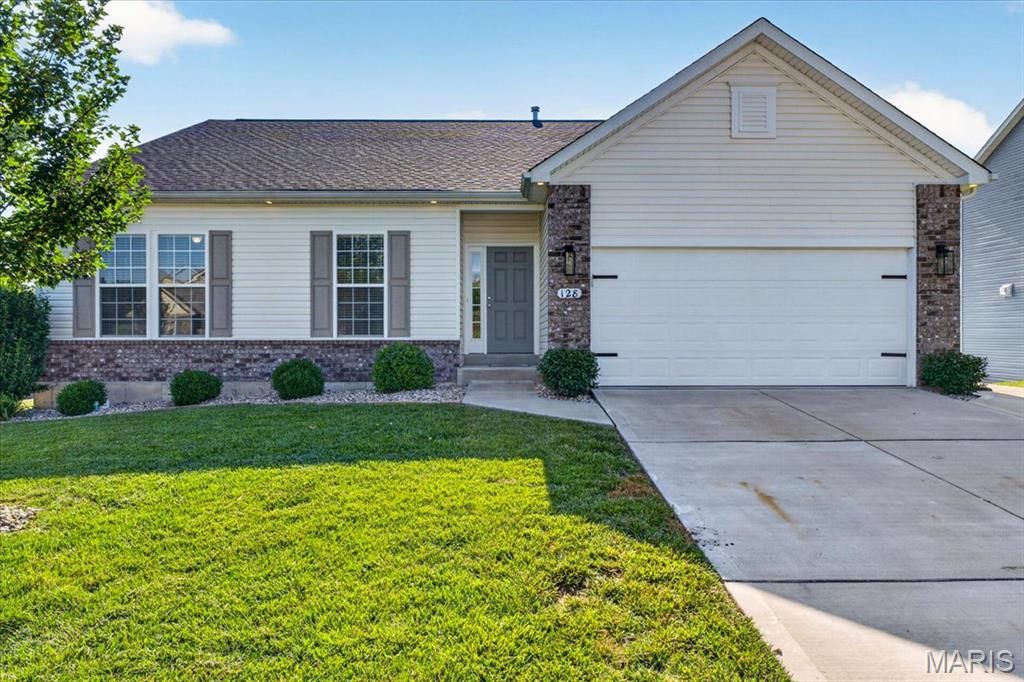 128 Winter Wheat Trail, Pacific, MO 63069