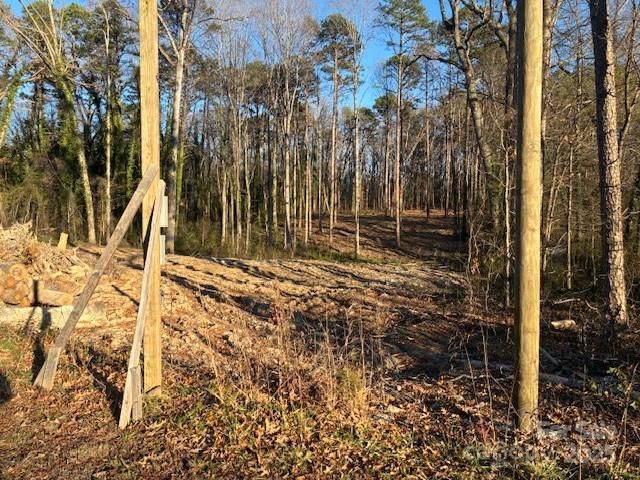 231 Hoke Drive, Dallas, NC 28034