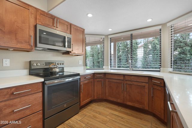 26 E EVELYN Lane, Tempe, AZ 85284