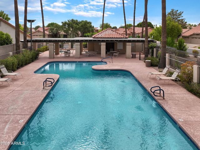 26 E EVELYN Lane, Tempe, AZ 85284
