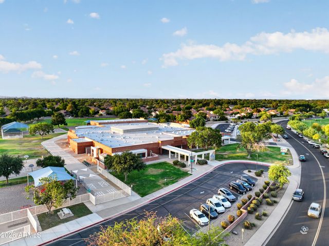 26 E EVELYN Lane, Tempe, AZ 85284