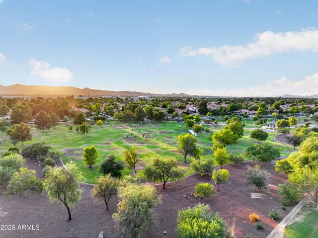 26 E EVELYN Lane, Tempe, AZ 85284