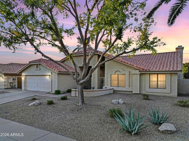 26 E EVELYN Lane, Tempe, AZ 85284