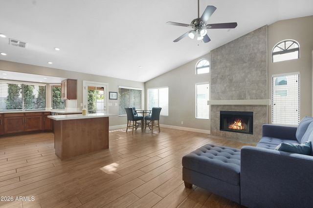 26 E EVELYN Lane, Tempe, AZ 85284