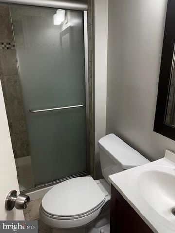 8259 CEDAR LANDING CT, Alexandria, VA 22306