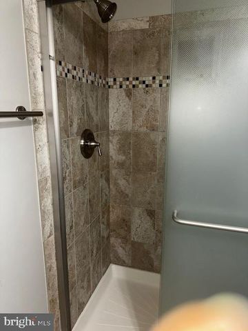 8259 CEDAR LANDING CT, Alexandria, VA 22306