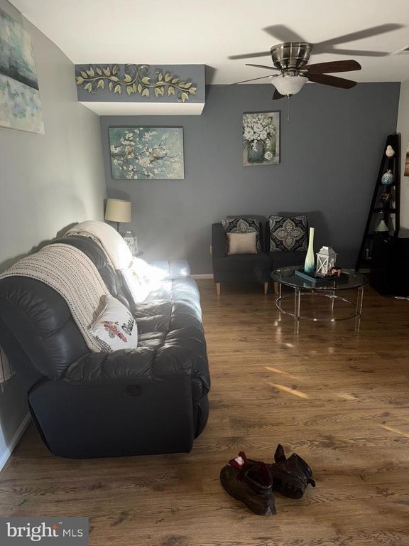 8259 CEDAR LANDING CT, Alexandria, VA 22306