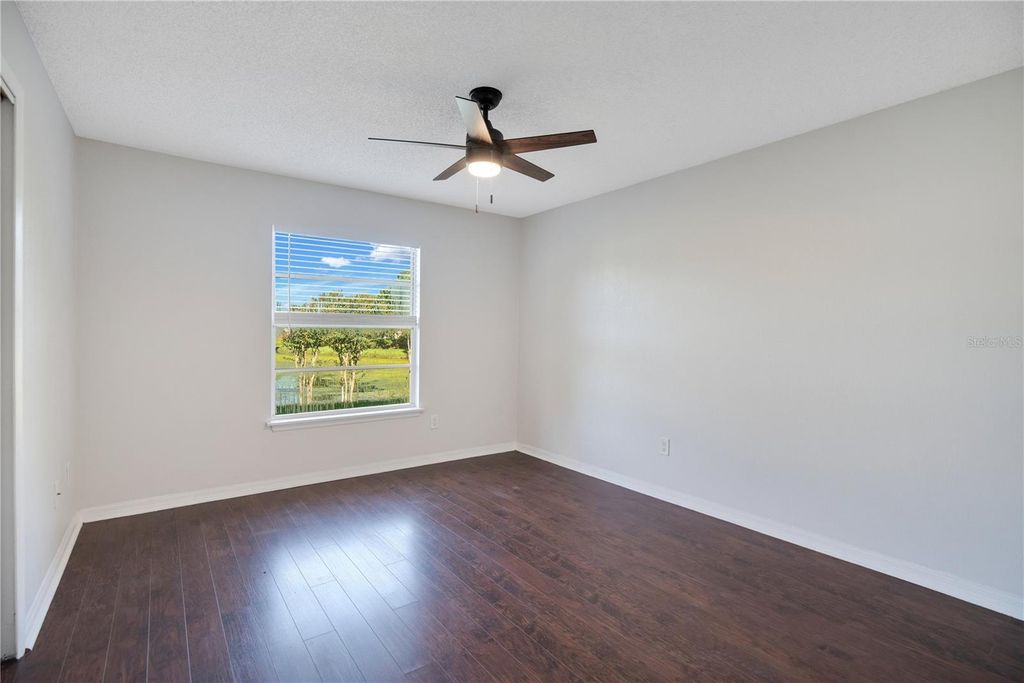 Image 11 of property listing at 100 RESERVE CIRCLE 104, Oviedo, FL 32765