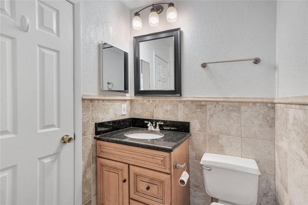 Image 15 of property listing at 100 RESERVE CIRCLE 104, Oviedo, FL 32765