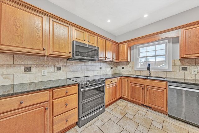 8540 Goodview RD, Goodview, VA 24095