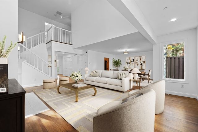 606 Wisteria Way 606, Wayland, MA 01778