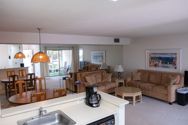 14896 Bal Moral Lane 104, Delray Beach, FL 33446