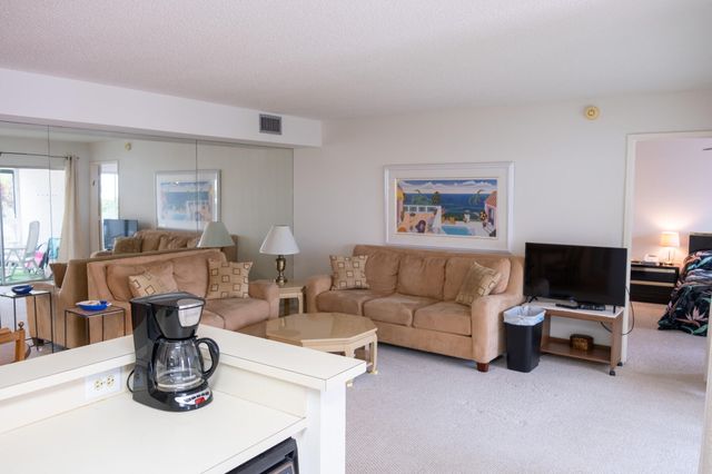 14896 Bal Moral Lane 104, Delray Beach, FL 33446