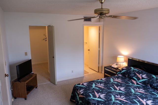 14896 Bal Moral Lane 104, Delray Beach, FL 33446