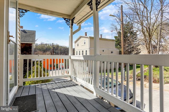 1523 BALDWIN ST, Baltimore, MD 21211