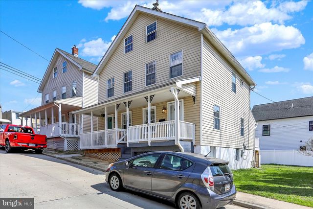 1523 BALDWIN ST, Baltimore, MD 21211