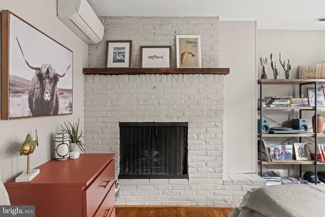 2425 PEROT ST, Philadelphia, PA 19130