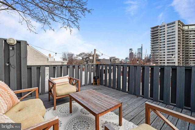 2425 PEROT ST, Philadelphia, PA 19130