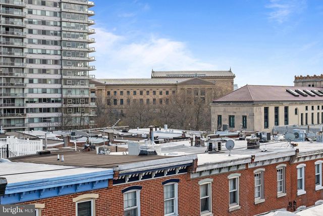 2425 PEROT ST, Philadelphia, PA 19130