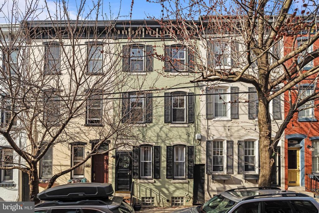 2425 PEROT ST, Philadelphia, PA 19130
