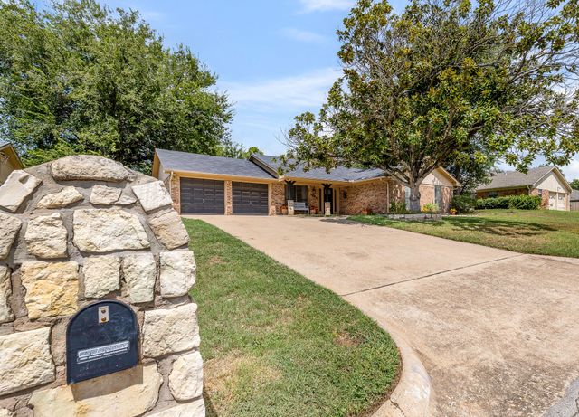 1204 Kay Drive, Weatherford, TX 76086