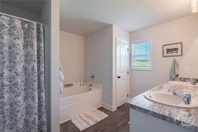 327 Skyview Drive, Winterville, GA 30683