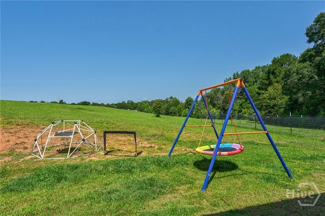 327 Skyview Drive, Winterville, GA 30683