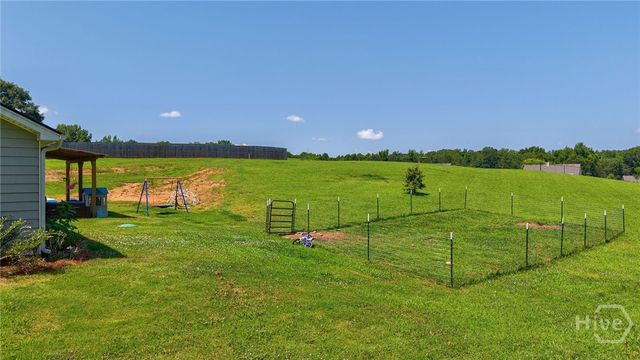 327 Skyview Drive, Winterville, GA 30683