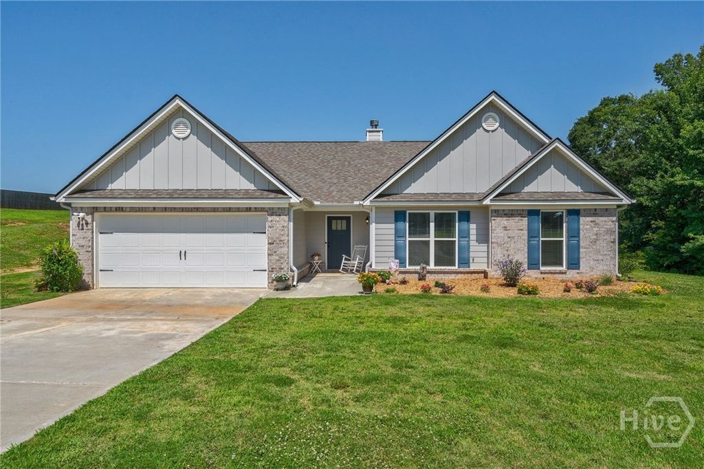 327 Skyview Drive, Winterville, GA 30683