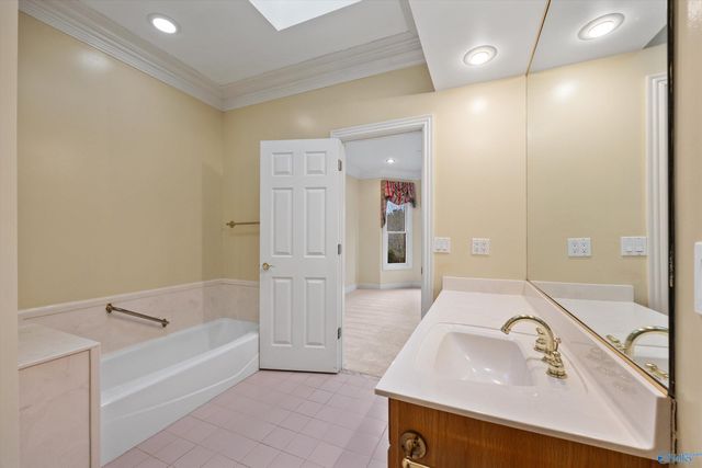 510 Hurricane Creek Road, Gurley, AL 35748