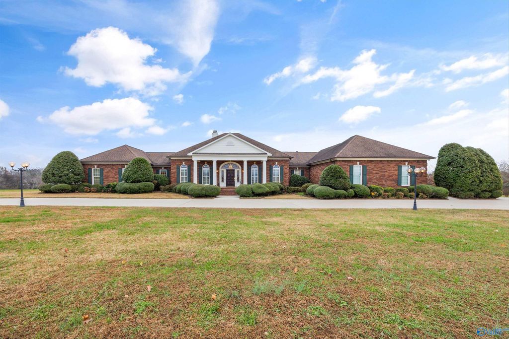 510 Hurricane Creek Road, Gurley, AL 35748