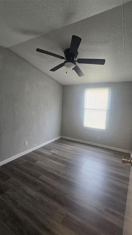 4253 Sun Drive, Fort Worth, TX 76244