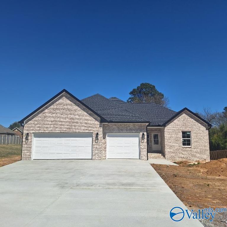 50 County Road 1567, Cullman, AL 35058