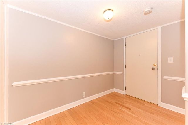 1101 N Elm Street 907, Greensboro, NC 27401