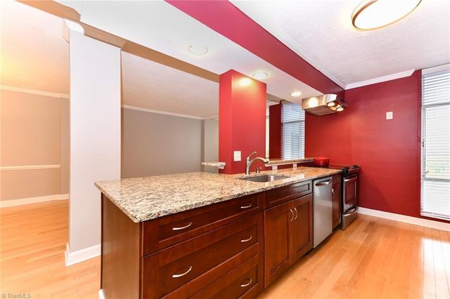 1101 N Elm Street 907, Greensboro, NC 27401