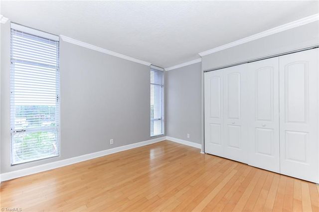 1101 N Elm Street 907, Greensboro, NC 27401