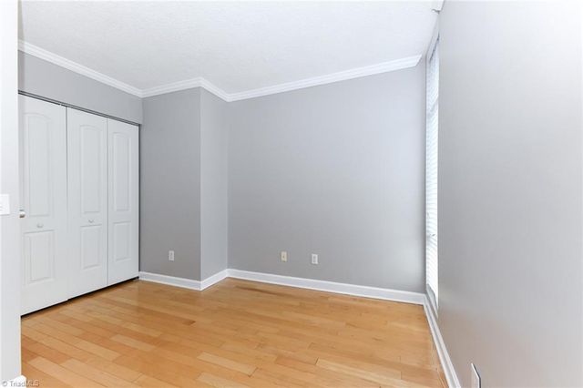 1101 N Elm Street 907, Greensboro, NC 27401