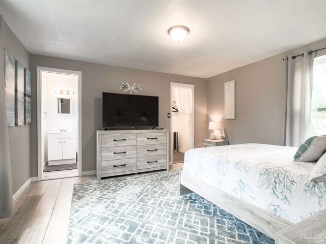 4908 Ravenswood Ave, Pensacola, FL 32506