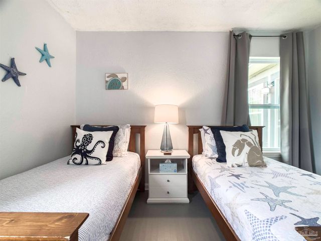 4908 Ravenswood Ave, Pensacola, FL 32506