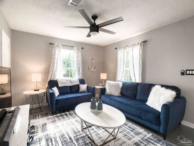 4908 Ravenswood Ave, Pensacola, FL 32506