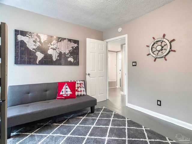 4908 Ravenswood Ave, Pensacola, FL 32506