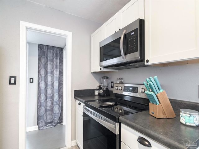 4908 Ravenswood Ave, Pensacola, FL 32506