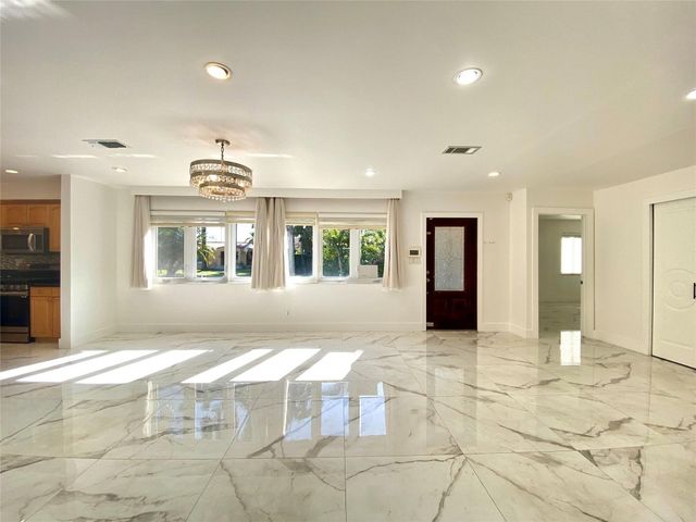 949 Van Buren Street, Hollywood, FL 33019