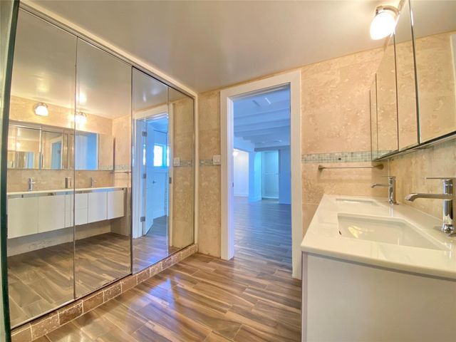 949 Van Buren Street, Hollywood, FL 33019