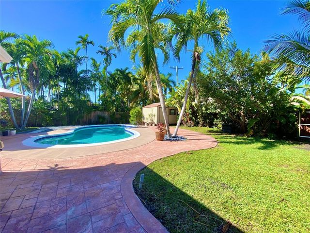 949 Van Buren Street, Hollywood, FL 33019