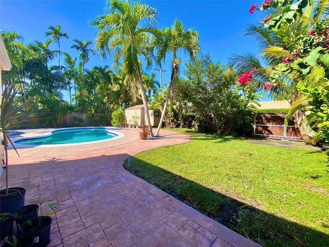 949 Van Buren Street, Hollywood, FL 33019