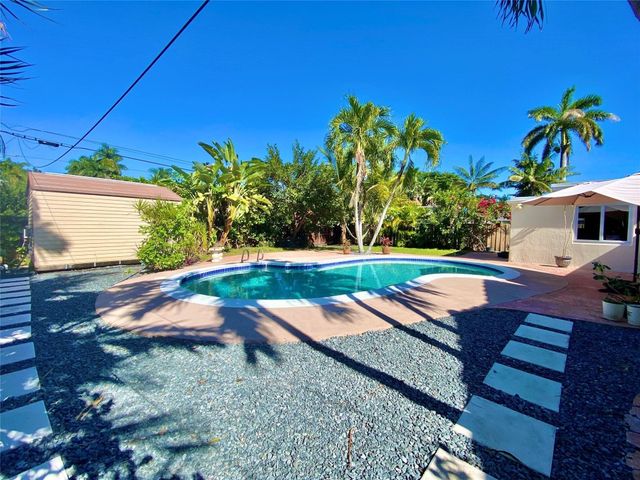 949 Van Buren Street, Hollywood, FL 33019