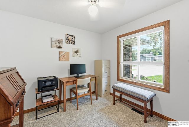 5629 N 126th Avenue, Omaha, NE 68164