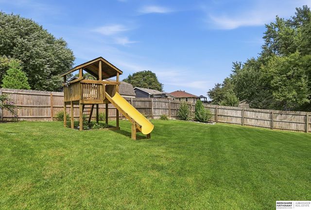 5629 N 126th Avenue, Omaha, NE 68164