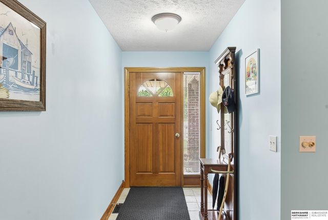 5629 N 126th Avenue, Omaha, NE 68164